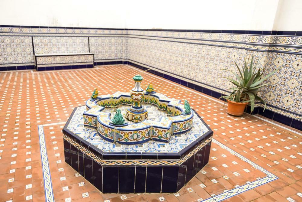Serva La Bari Shared Apartment إشبيلية المظهر الخارجي الصورة